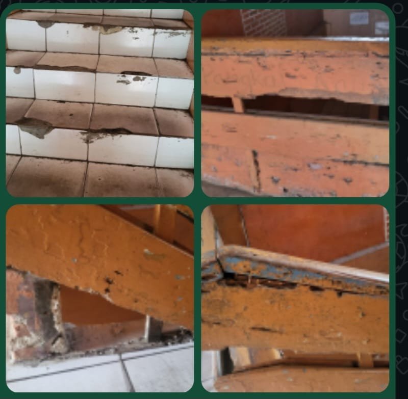 TANGGA PENGHUBUNG KE LANTAI 2